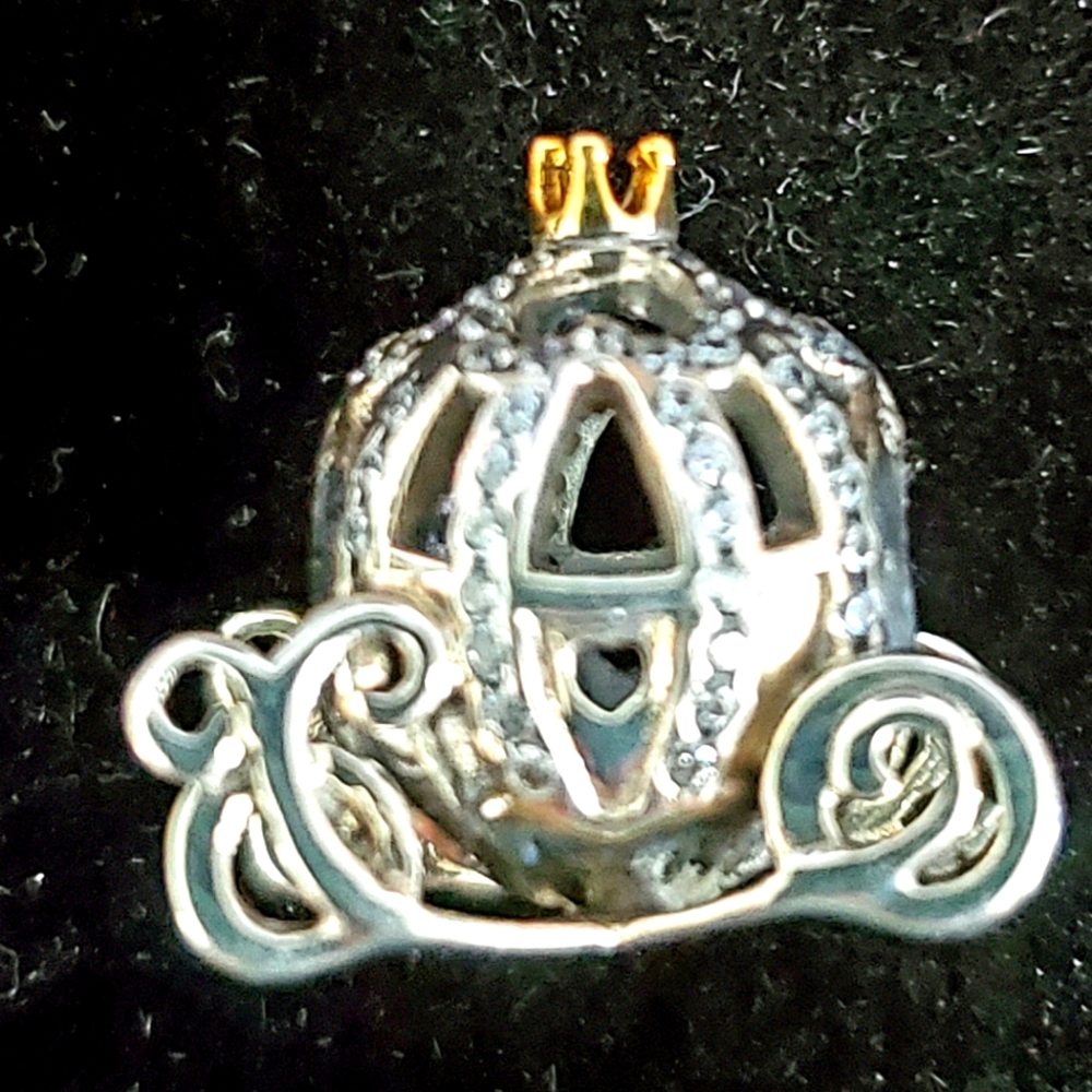 EUC Pandora Disney charm, sterling silver Cinderella